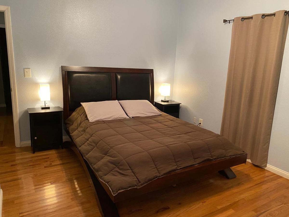 Cozy House With Large Free Parking On Premises Villa สปริงฟิลด์ ภายนอก รูปภาพ